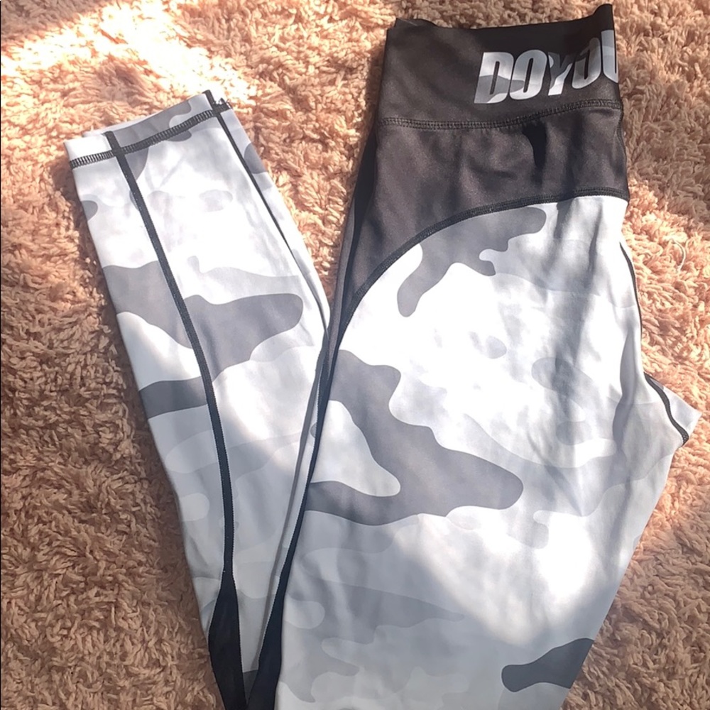 DoYouEven white camo leggings